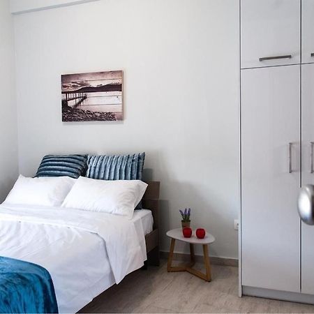 Konstantinou Apartment - Smart & Roof Top Terrace Athens Exterior photo