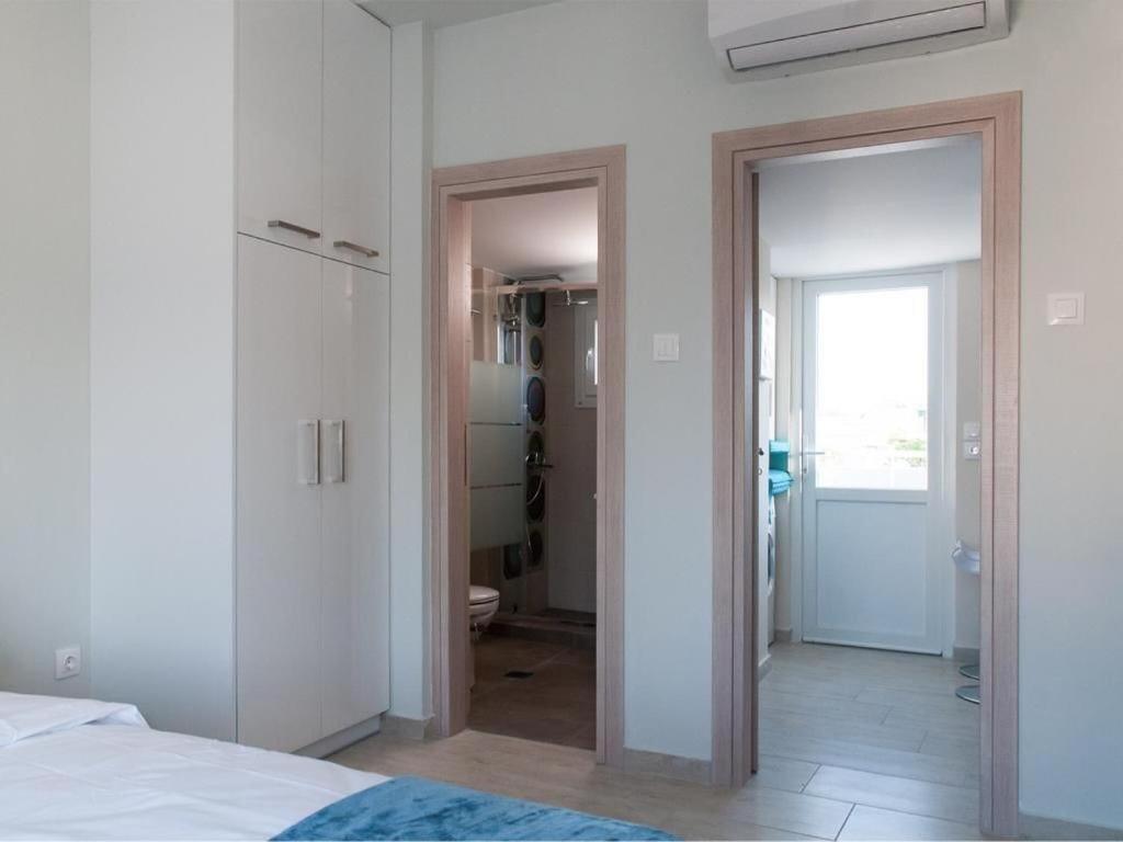 Konstantinou Apartment - Smart & Roof Top Terrace Athens Exterior photo